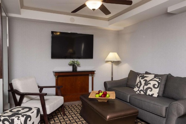 Inn At The Colonnade Baltimore, A DoubleTree By Hilton Hotel image 20